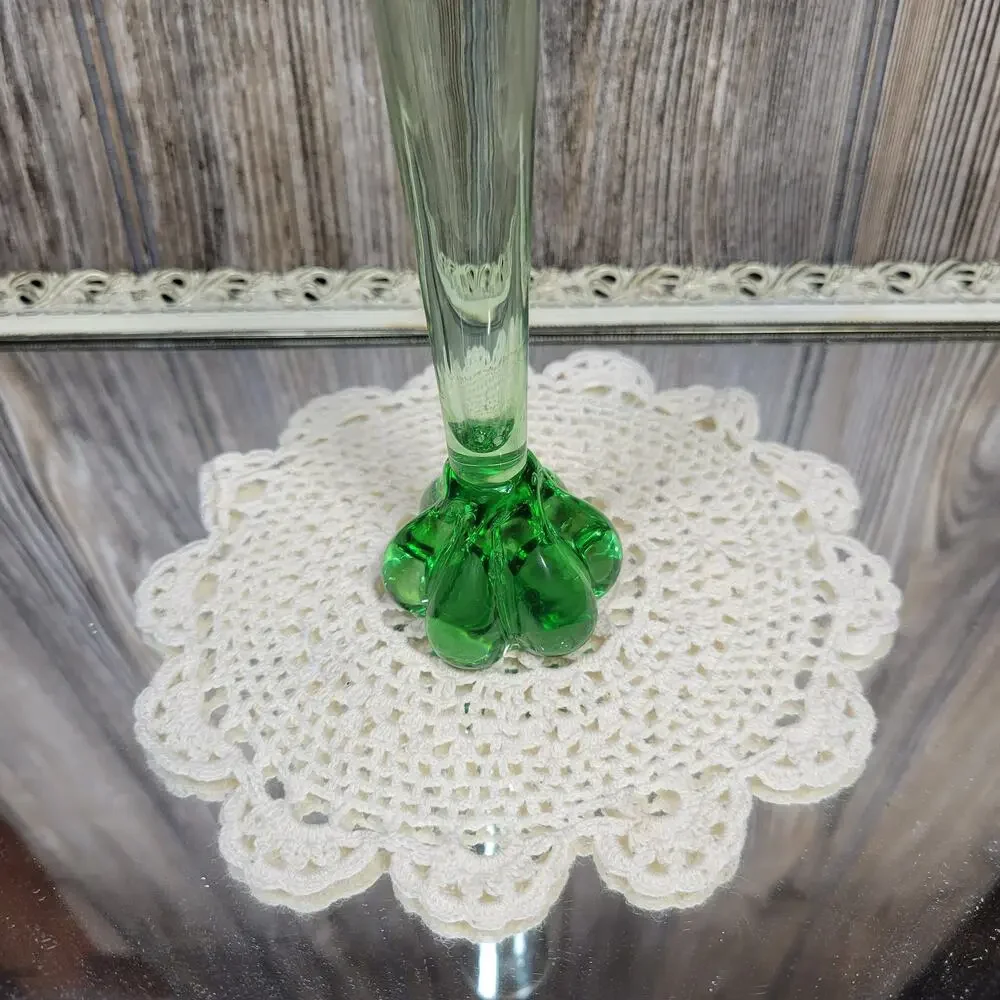 Vintage Small Bud Vase Green Colored Glass Petal Footed - Picture 4 of 5